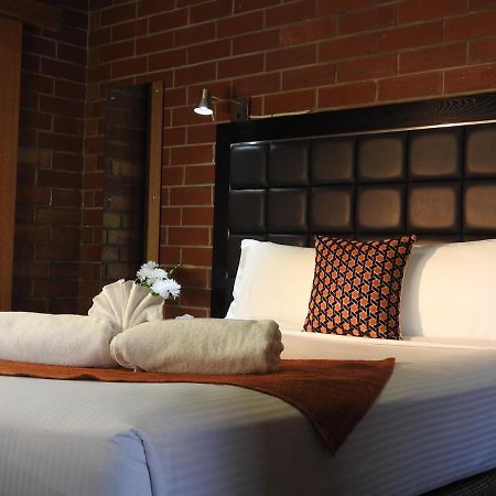 Pooraka Motor Inn Экстерьер фото