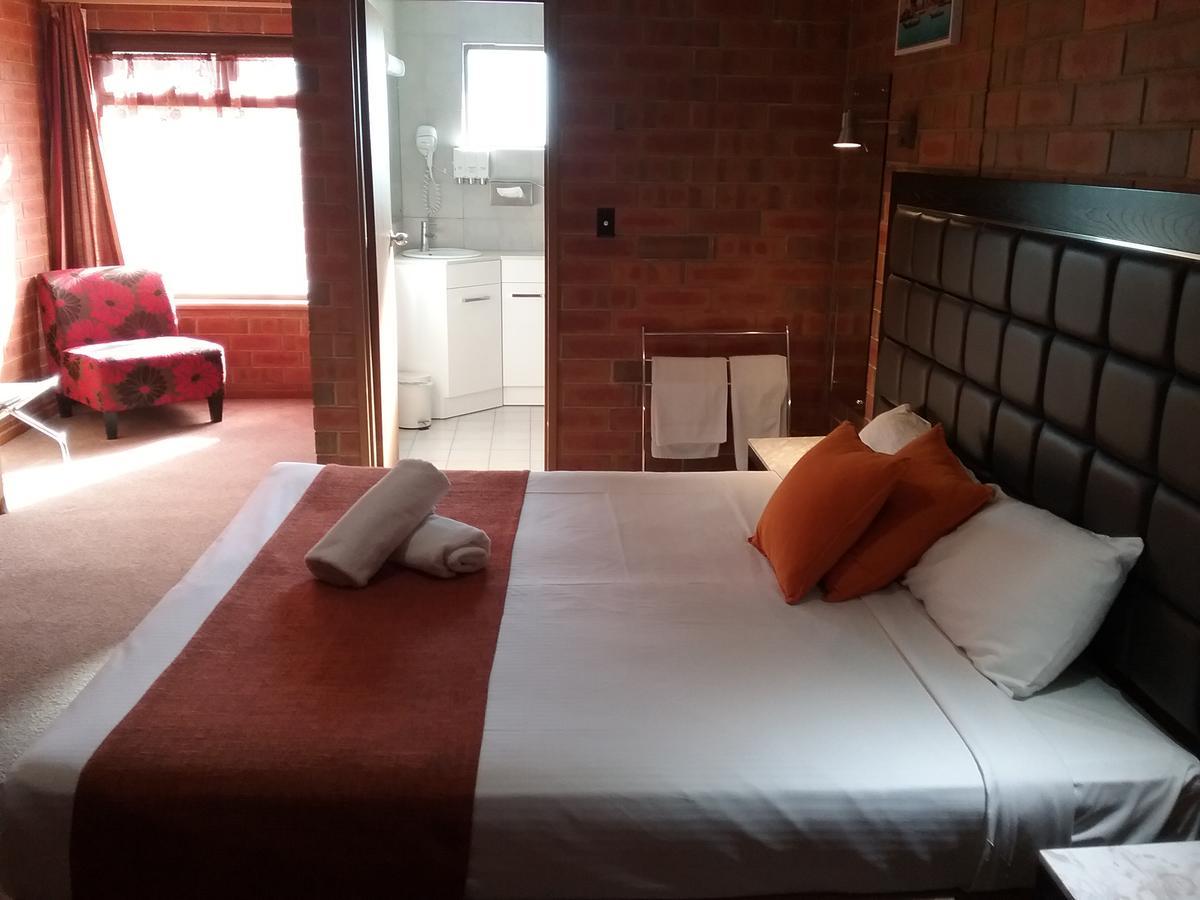 Pooraka Motor Inn Экстерьер фото