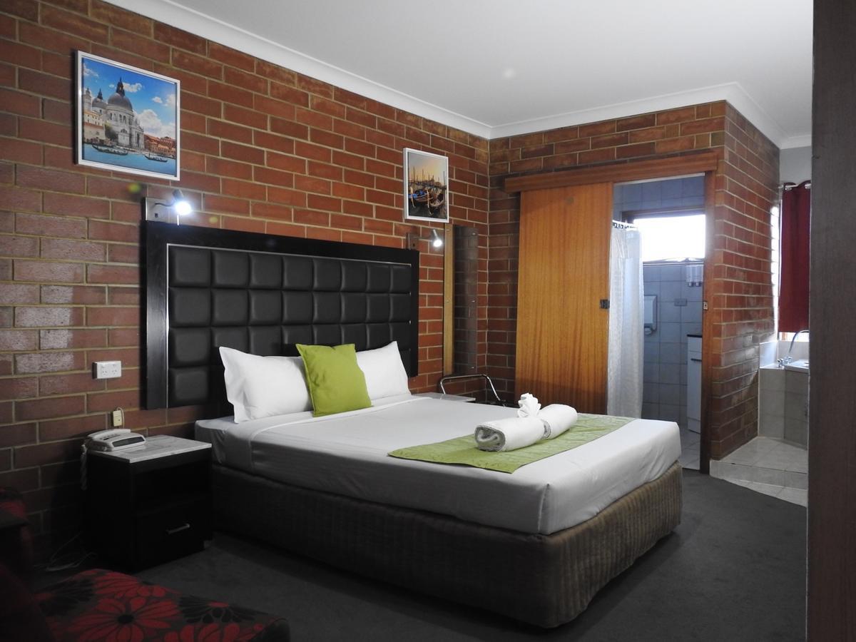 Pooraka Motor Inn Экстерьер фото